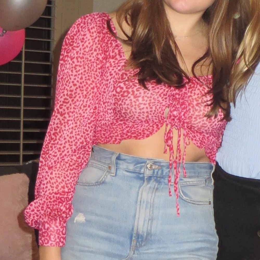 Top shop Leopard Long Sleeve Tie-Front Crop Top - Picture 4 of 5